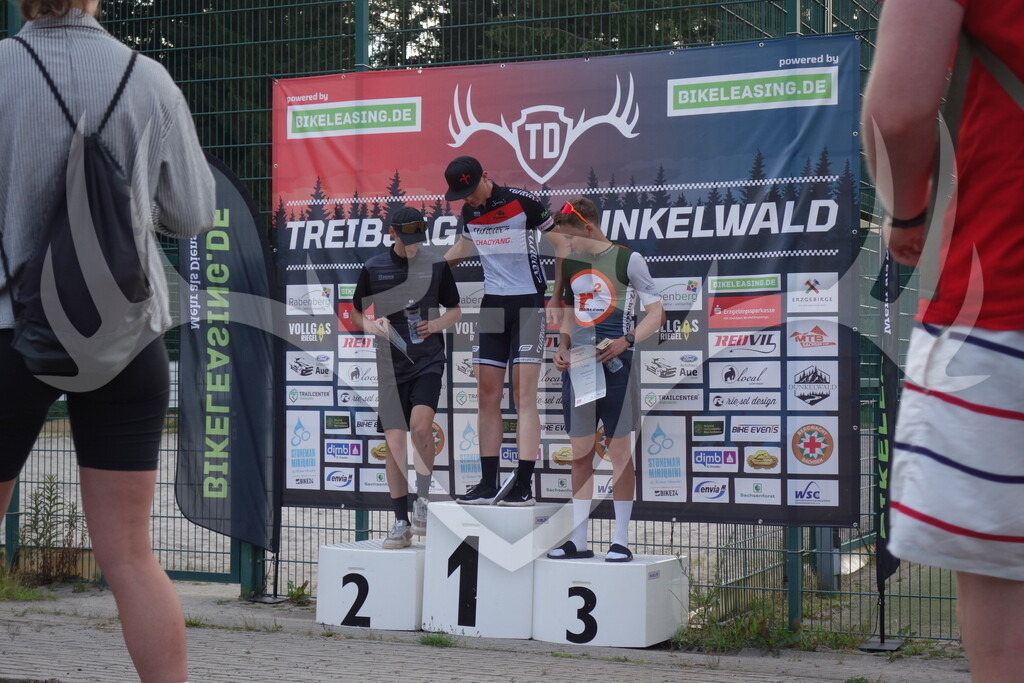 DSC03719 | Fotogalerie der Treibjagd im Dunkelwald - Dein MTB Etappenrennen im Erzgebirge - Realisiert mit Pictrs.com