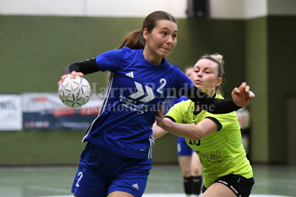 SSG Metten Damen : HSG Straubing | Paula Gäck (SSG Metten Damen #2) - Realisiert mit Pictrs.com