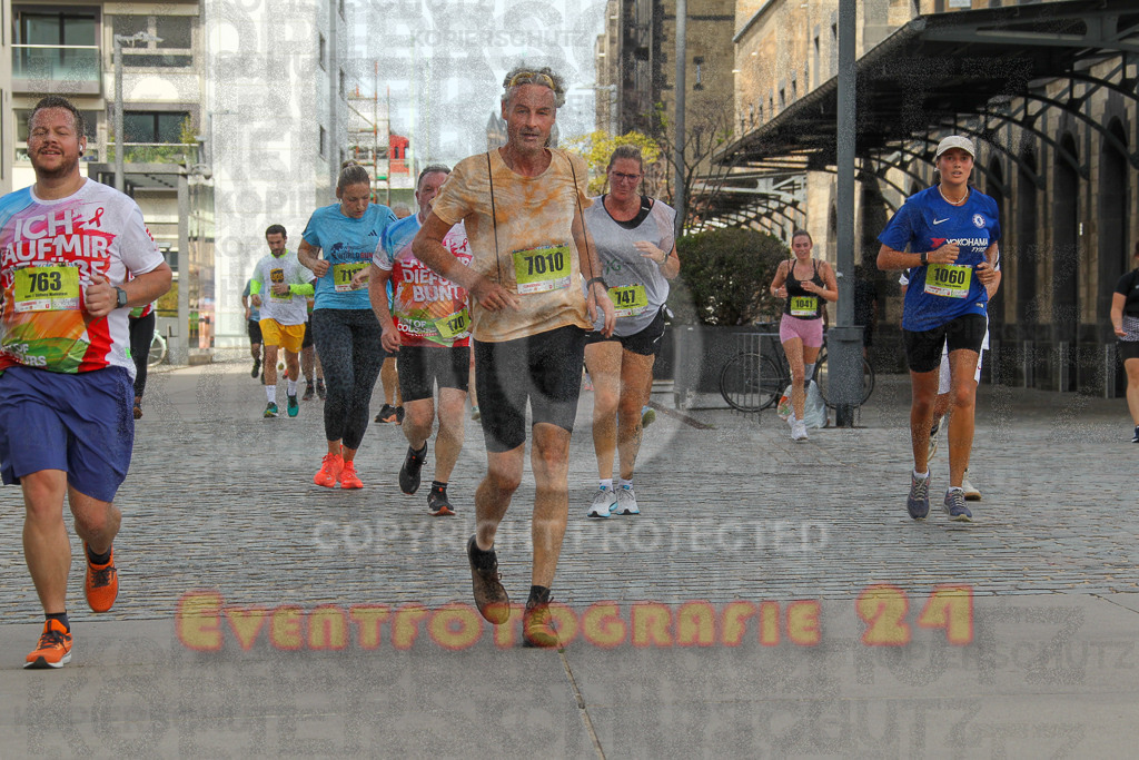 250920_1330_EV4_5843 | Sportfotografie im Rhein-Sieg Kreis, Köln, Bonn, NRW, Rheinland Pfalz, Hessen, etc. Unser Tätigkeitsfeld umfasst den Laufsport vom Volkslauf über den Marathon, Duathlon, Triathon bis zum Ultralauf wie Kölnpfad Ultra oder Schindertrail.