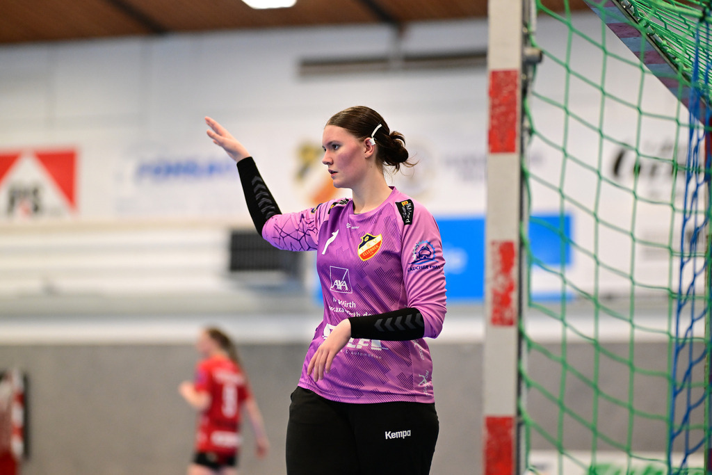 Handball I Frauen I Saison 2024-2025 I Oberliga I 13. Spieltag I TSV Ellerbek - Ahrensburger TSV | Der Sportfotograf. - Realisiert mit Pictrs.com