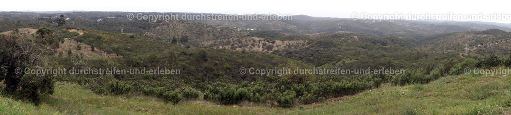 Panoramarundbild an der Casa dos Cantoneiros de Barranco do Velho nahe Cortelha, Serra do Caldeirão, Algarve | Panoramarundbild an der Casa dos Cantoneiros de Barranco do Velho nahe Cortelha, Serra do Caldeirão, Algarve - Realisiert mit Pictrs.com