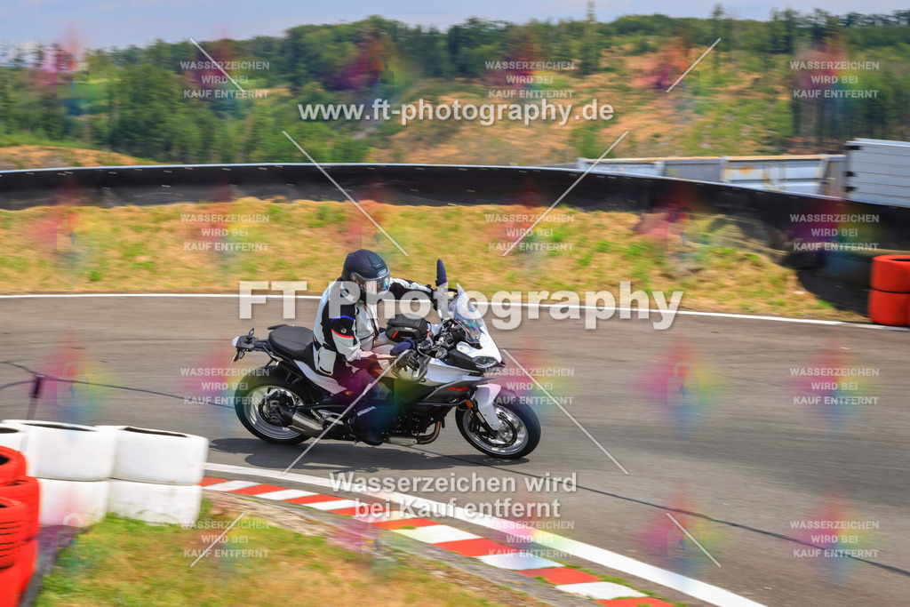 _DSK2562 | Hier findet Ihr Bilder von Touristenfahrten auf der Nürburgring Nordschleife oder von anderen Veranstaltungen die ich besucht habe. Viel Spass beim Durch Schauen 