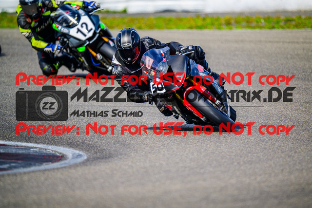 MaZZes_FotoMatrix_240911_6007705_4213 | WEISS