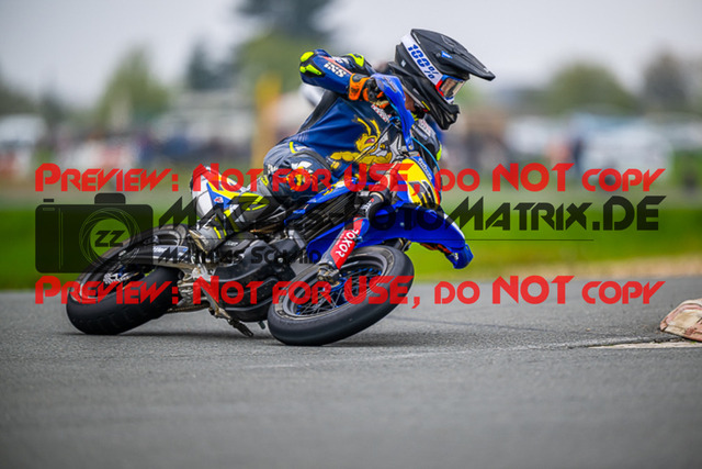 MaZZes_FotoMatrix_230507_1724 | S1