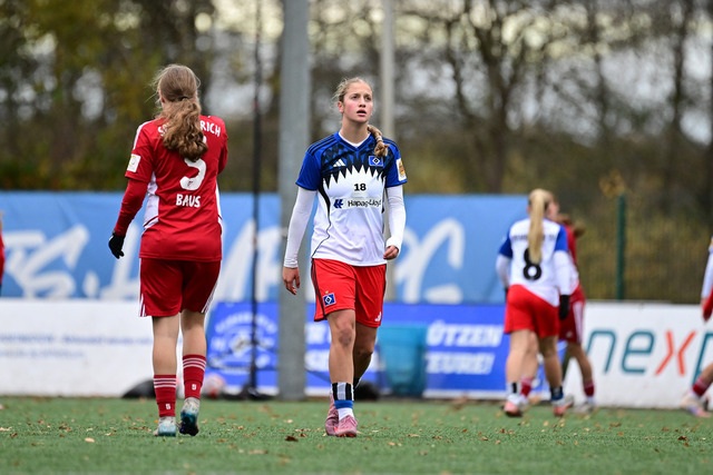 Fußball I Juniorinnen I Saison 2025-2026 I Regionalliga Nord I 7. Spieltag I Hamburger SV U17 - SpVg Aurich U17 I 01572 | Der Sportfotograf. - Realisiert mit Pictrs.com