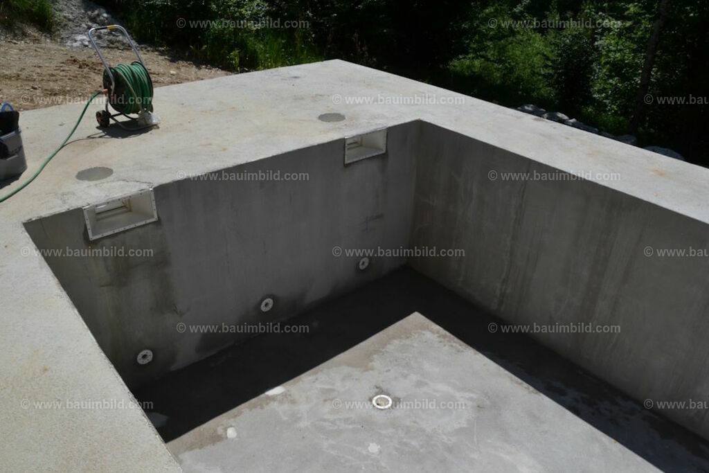 bib-lg25-aussenanlagen-0032 | Nach LV-Leistungsgruppen sortierte Detailfotos über den Bau eines Hauses. Alle Hausbau-Bilder direkt vom Urheber und Autor der Website Haus-Selber-Bauen.com