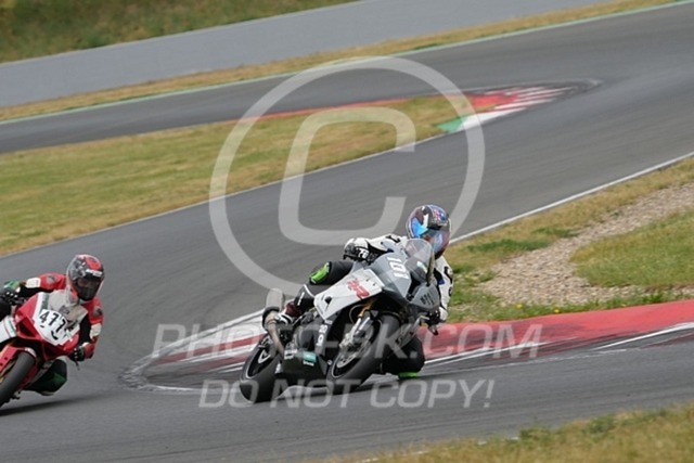 2024_05_18_PBK_34723 | Sportfotografie; SlowMotion; Video; Rennstrecke; Hafeneger; Speer; Racing; RSE; BMW; CBO; Trackday; Motorsportarena; Hockenheimring; Brno; Most; Barcelona; Valencia