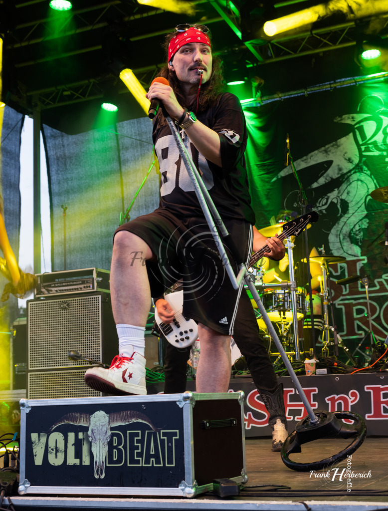 Slash n´Roses | Slash n´Roses - Realisiert mit Pictrs.com