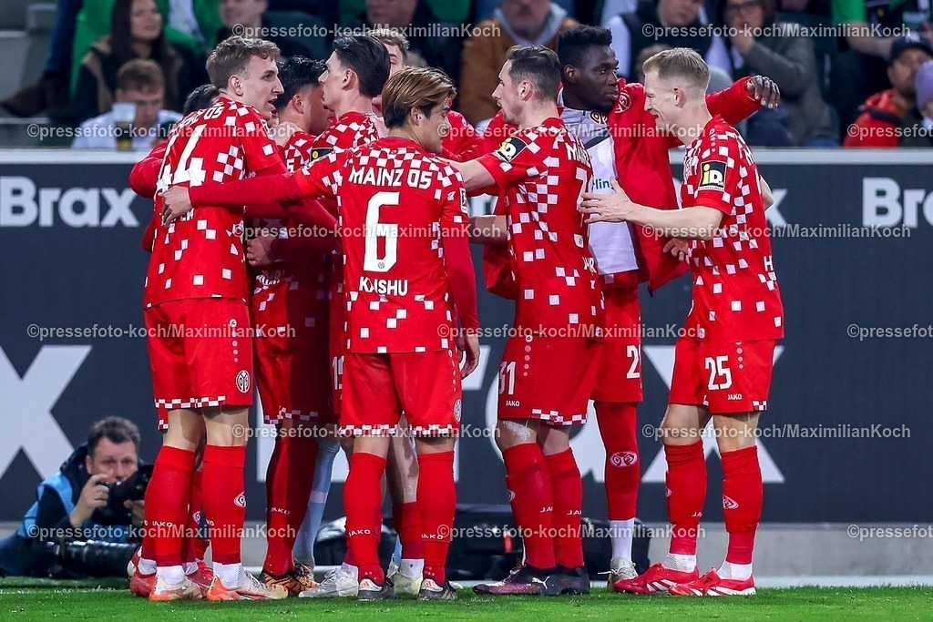 BMG07032501100 | 07.03.2025, Fußball, Borussia Mönchengladbach - 1.FSV Mainz 05, 1. Fußball Bundesliga, Borussia-Park, Saison 2024 2025: Torjubel nach dem 3:1 durch Torschütze Nadiem Amiri (Mainz05 #18)DFB regulations prohibit any use of photographs as image sequences and or quasi-video.