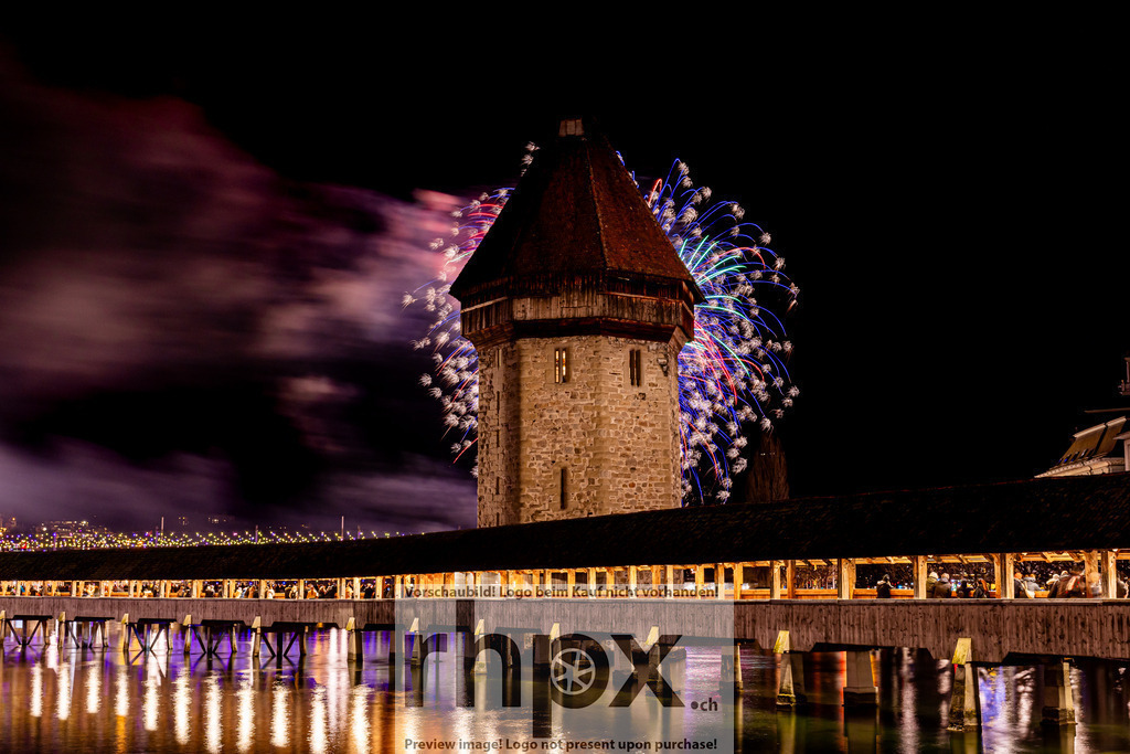  Neujahrszauber Luzern 2024 | Stimmungsvolle Fotokunst aus Luzern. Erlebe den Pilatus, den See und die Stadt Luzern in exklusiven Aufnahmen in der Fotogalerie & Shop. - Realisiert mit Pictrs.com
