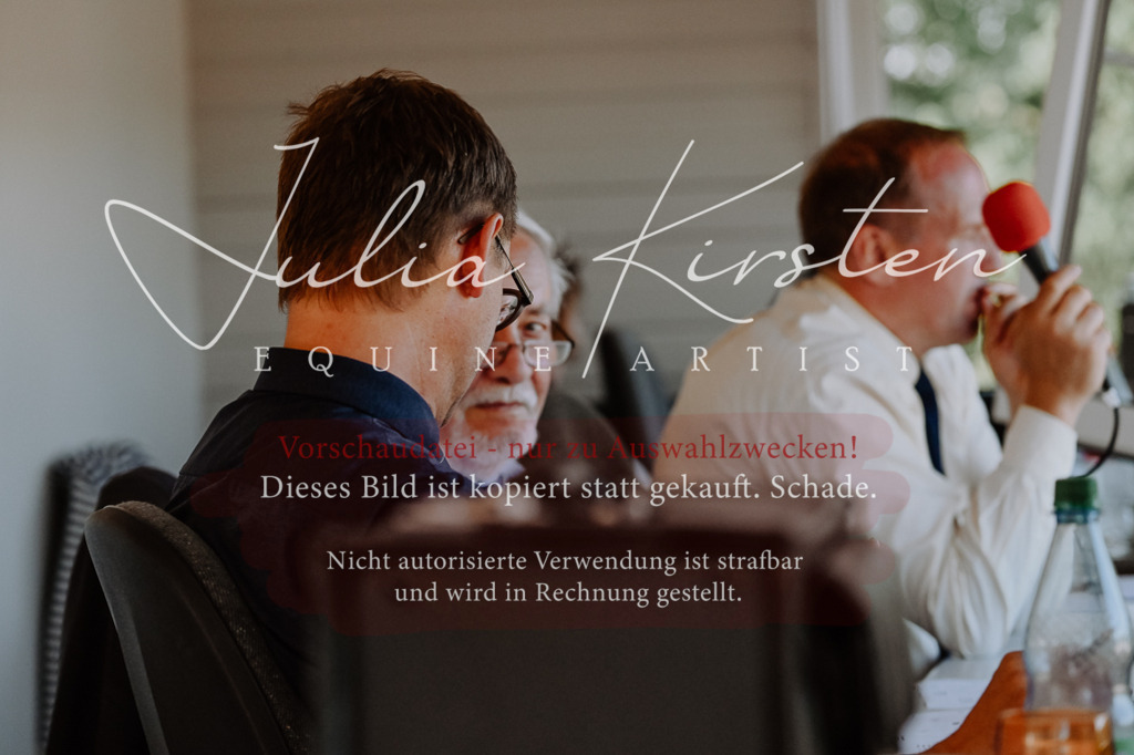 DSC_3224 | Pferde- und Turnierfotografie in Westsachsen. Pferdeportraits, Auftragszeichnungen und intuitive Kunst.