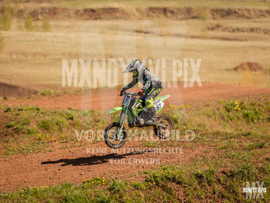 866A4400 | mxndyyvipix