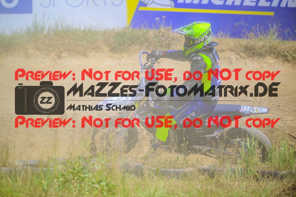 MaZZes_Fotomatrix_20250704_6007705_8025 | GELB