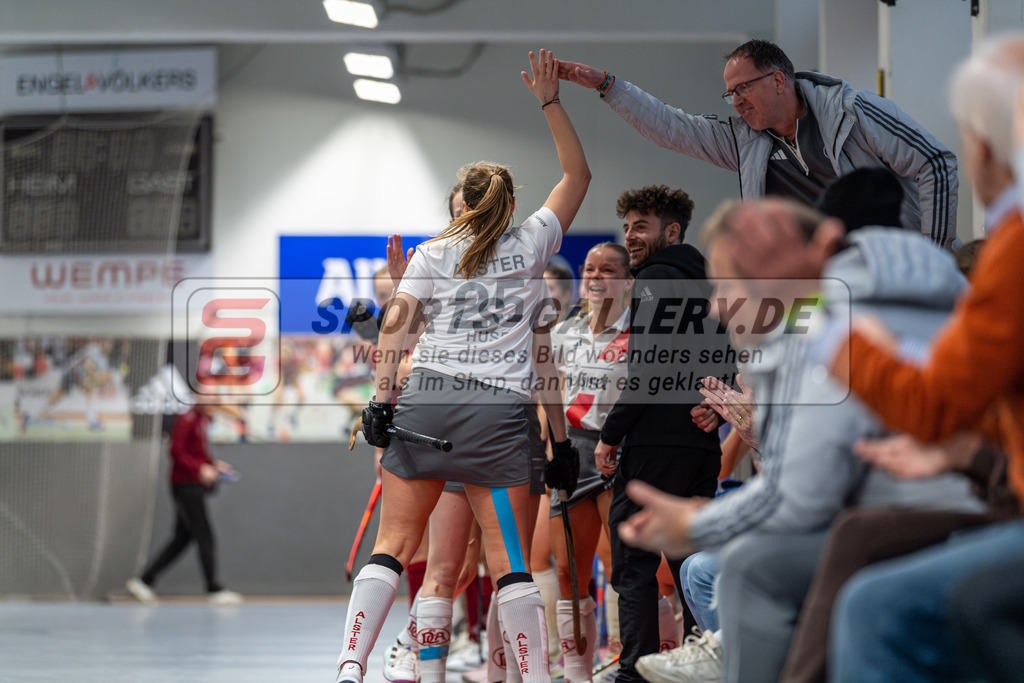 SM_2025-01-18_wD5_-184 | 1.Bundesliga Hallenhockey  VF (W) DCadA - MSC / 7:4 (2:2)