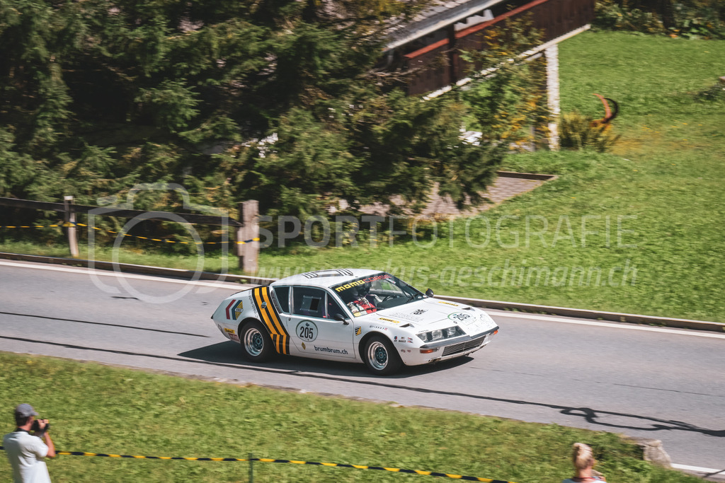 21. Arosa ClassicCar 2025 - 6. =September= 2025 | Pascal Grisoni aus Wädenswil (SUI) in einem Renault Alpine A310-1600 aus dem Jahre 1976 mit Startnummer 205 am Arosa ClassicCar 2025 in der Kategorie Classic Trophy..@arosaclassiccar, @arosa.official, #arosaclassiccar, #arosa, #76curves, #classiccarBild: Sportfotografie Markus Aeschimann | www.markus-aeschimann.ch - Realisiert mit Pictrs.com