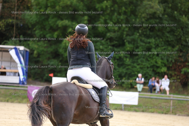 HG9A0094 | laurarinckfotografie - Realisiert mit Pictrs.com