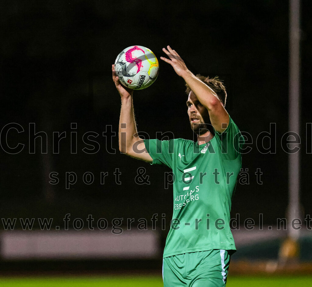 2023-09-01_042_SC_Baldham-Vaterstetten_gegen_TSV_1877_Ebersberg | Vaterstetten, Deutschland, 01.09.2023:
Fußball, Kreisliga 2023 / 2024, 3. Spieltag, SC Baldham-Vaterstetten gegen TSV 1877 Ebersberg, Ergebnis: 1:2

Stefan Niedermaier (TSV 1877 Ebersberg, #14)

Foto: Christian Riedel / fotografie-riedel.net
