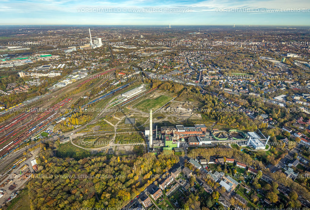 Herne221101488westlich | Luftbild, Freifläche und Baustelle, ehemaliges Bergwerkgelände General Blumenthal, ehemaliges Uniper-Kraftwerk Shamrock, Niederlassung Stadler Schienenfahrzeuge, Wanne-Süd, Herne, Ruhrgebiet, Nordrhein-Westfalen, Deutschland