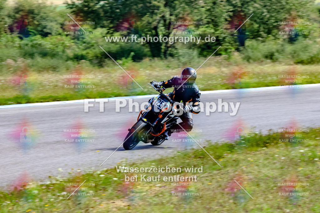 025-4030 | Hier findet Ihr Bilder von Touristenfahrten auf der Nürburgring Nordschleife oder von anderen Veranstaltungen die ich besucht habe. Viel Spass beim Durch Schauen 