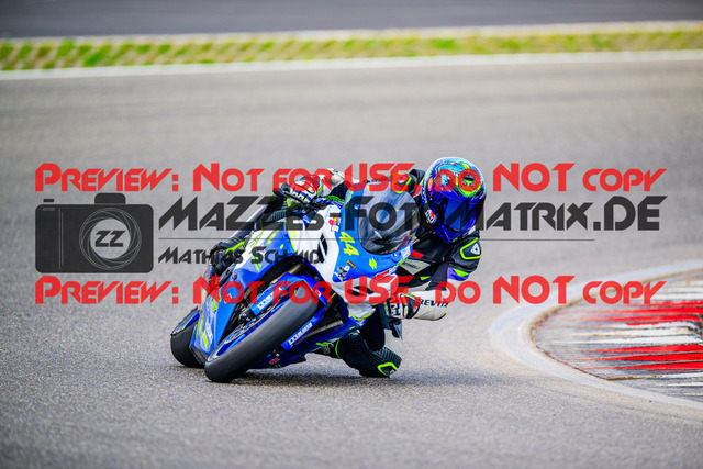 MaZZes_FotoMatrix_240910_6007705_6516 | WEISS