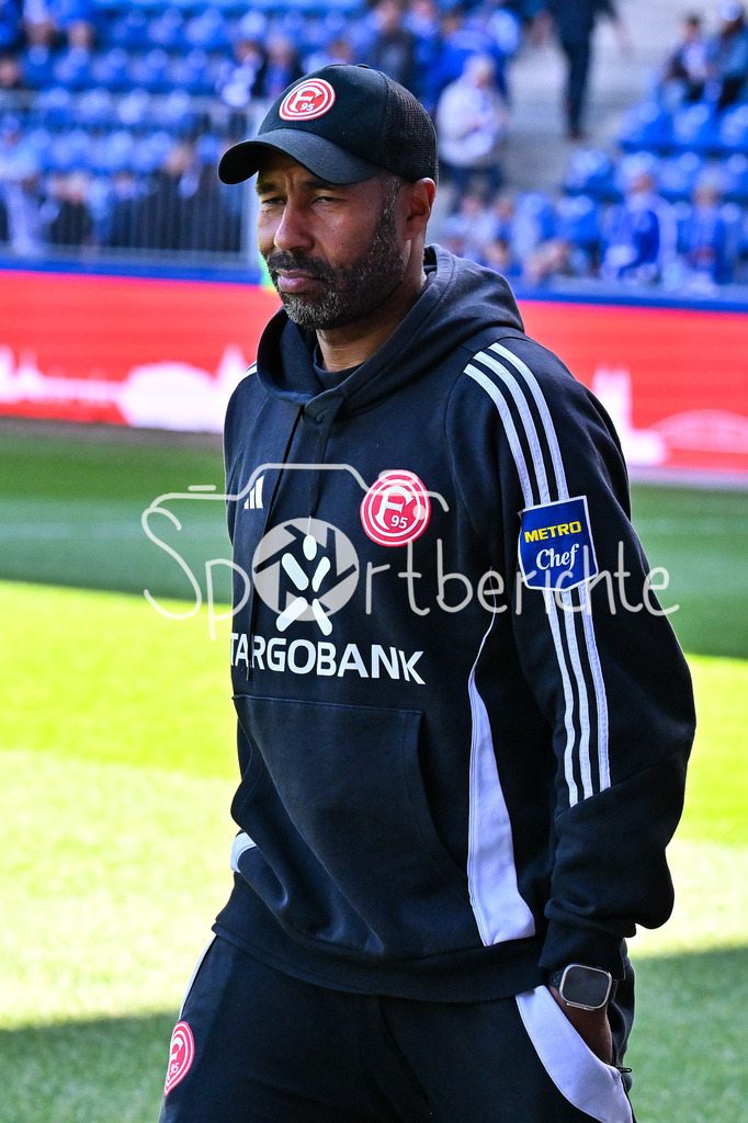 1. FC Magdeburg - Fortuna Düsseldorf | im Bild Daniel THIOUNE Trainer Fortuna Duesseldorf beim Interview mit SKY / Einzelfoto / Freisteller / 2. Bundesliga: 1. FC Magdeburg - Fortuna Duesseldorf, Avnet-Arena am 18.05.2025 / DFL REGULATIONS PROHIBIT ANY USE OF PHOTOGRAPHS AS IMAGE SEQUENCES AND/OR QUASI-VIDEO