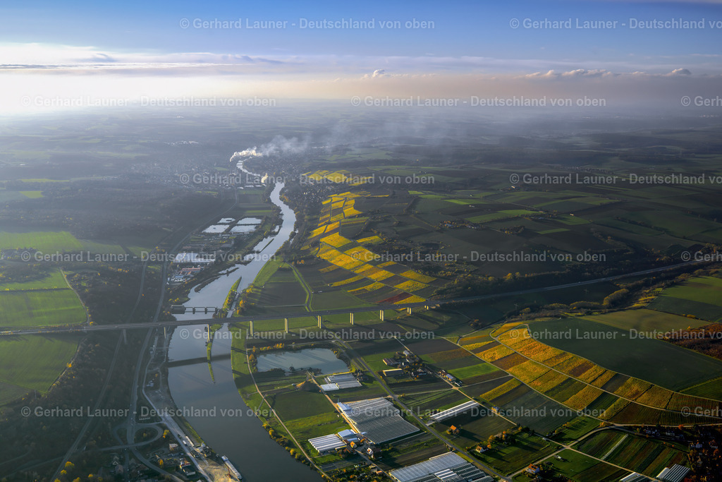 2887055 | Mainverlauf und Weinberge zw. Segnitz und Segnitz