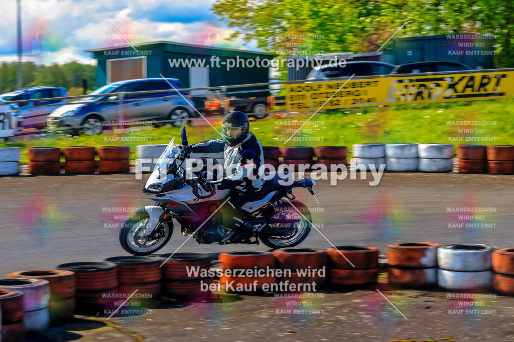 _OTO3869 | Hier findet Ihr Bilder von Touristenfahrten auf der Nürburgring Nordschleife oder von anderen Veranstaltungen die ich besucht habe. Viel Spass beim Durch Schauen 