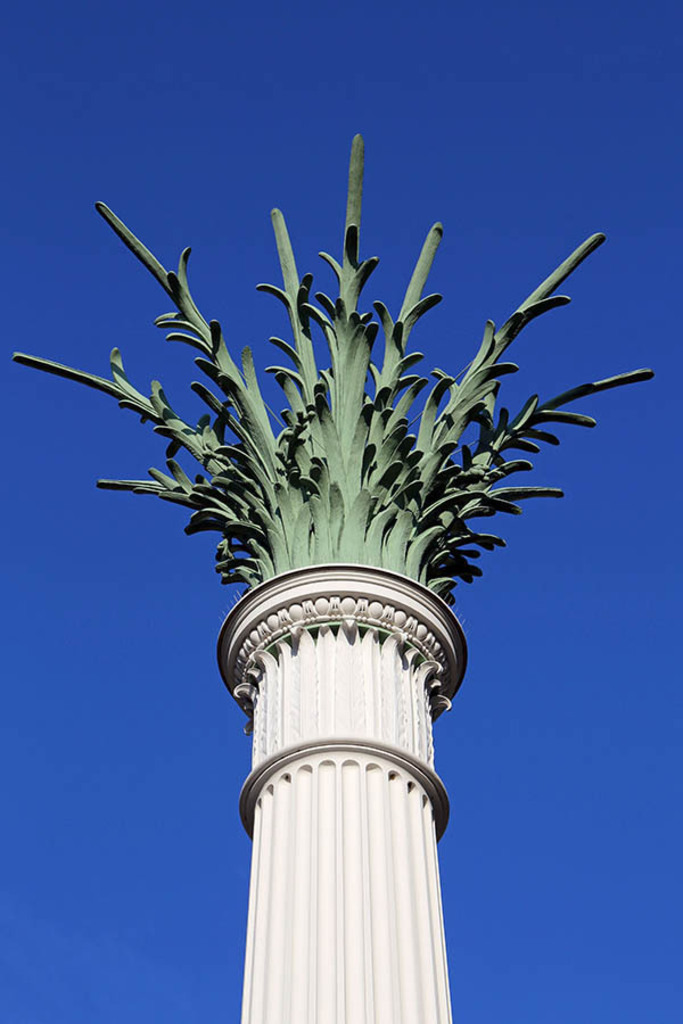 Foto: Leipzig - Nikolaisäule | Das Team hinter BILDLEXIKON LEIPZIG bündelt historische wie aktuelle Informationen über die Stadt Leipzig in Text und Bild auf einer Plattform und stellt diese der interessierten Öffentlichkeit zur Verfügung.