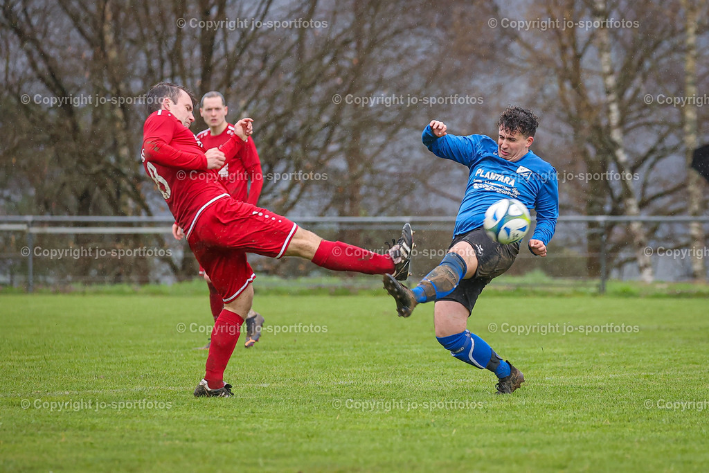 BQ3I5892 | 15.04.2023; kreisliga A Wetzlar; Rasenplatz Niederlemp; SpVgg Lemp - TSV Blasbach; Ergebnis: 0:1 (0:0)