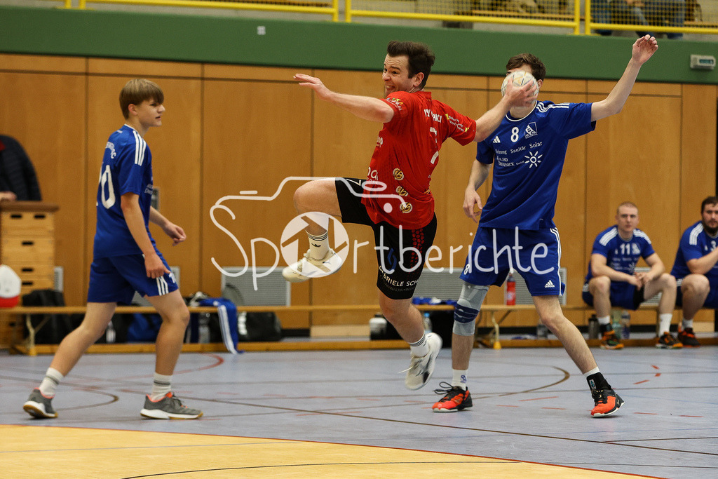 TSV Aichach - Kissinger SC | Professionelle Sportfotos aus den Bereichen Fußball, Eishockey, Handball und vieles mehr. Ob Sieg oder Niederlage