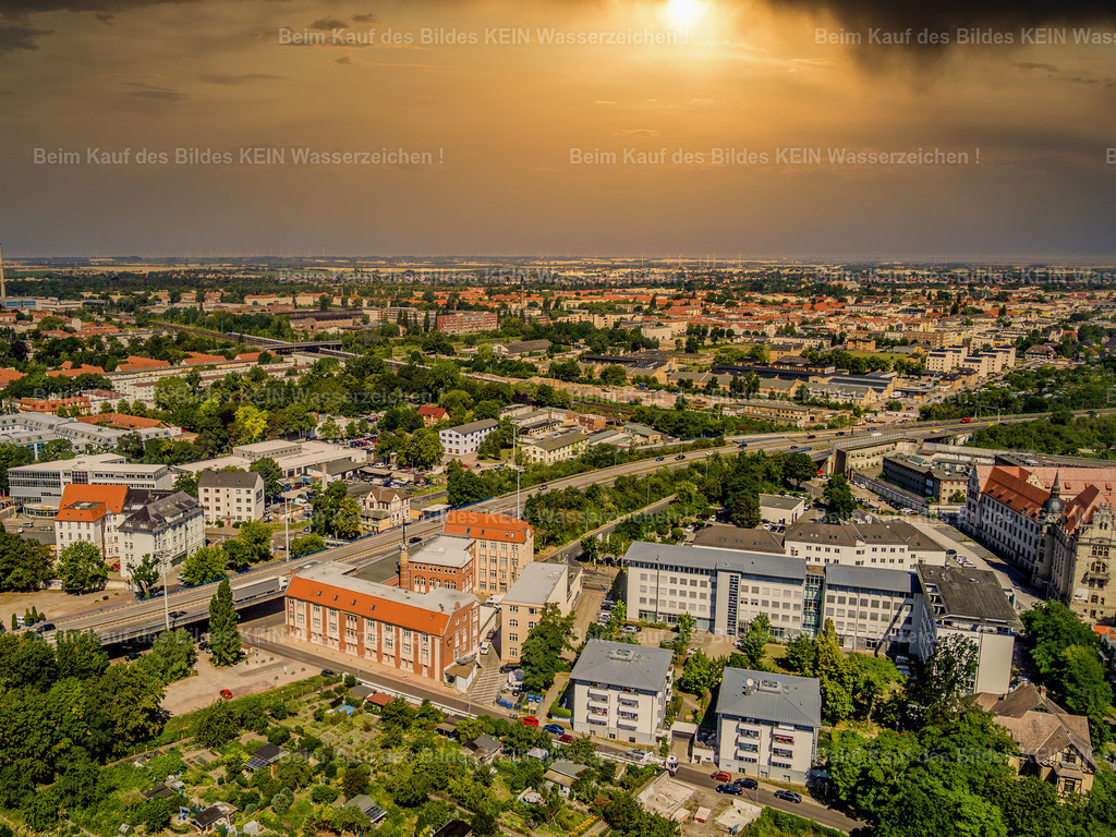 Magdeburg-2 | Magdeburger Ring B71 und ehemalige russische Bäckerei bei Hellestraße - Realisiert mit Pictrs.com