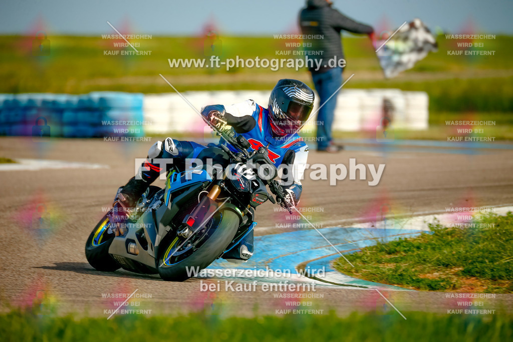 _MOT0386 | Hier findet Ihr Bilder von Touristenfahrten auf der Nürburgring Nordschleife oder von anderen Veranstaltungen die ich besucht habe. Viel Spass beim Durch Schauen 