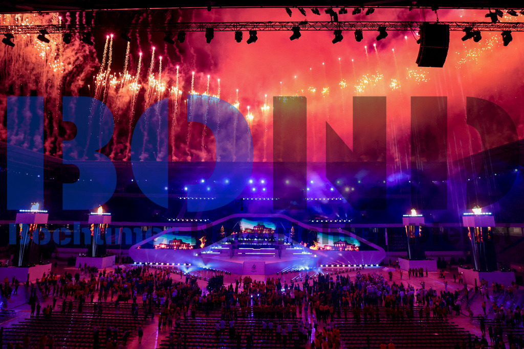 SES_TTGOPC20250716-210 | bond - Realisiert mit Pictrs.com