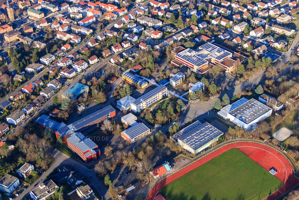 Luftbild: gymnasium im Alfred-Grosser-Schulzentrum in Bad Bergzabern im Bundesland Rheinland-Pfalz in Deutschland. Foto: IMG_62372.jpg vom 24.02.2014 durch Werner Riehm/FLY-FOTO.deWWW.SCHULEBZA.DE