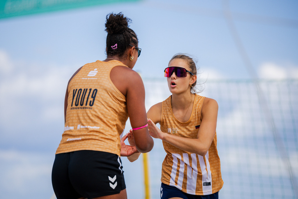Beachvolleyball I Saison 2026 I Deutsche Meisterschaft U19 I 1. Tag | Jasper Lorenz Fotografie - Realisiert mit Pictrs.com