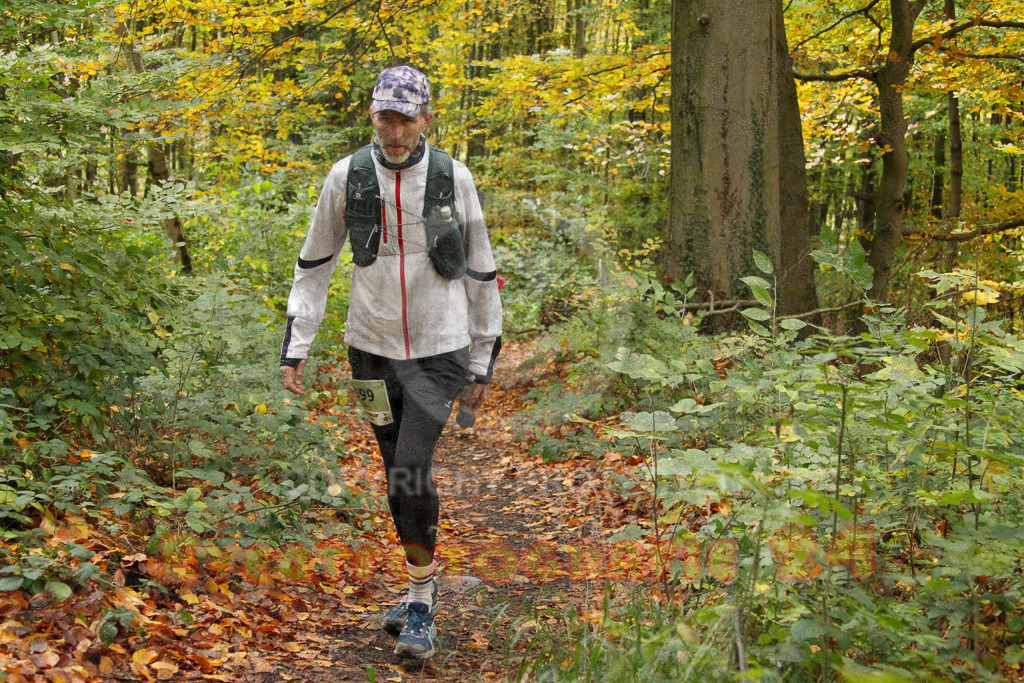 251026_1301_EV4_6378 | Sportfotografie im Rhein-Sieg Kreis, Köln, Bonn, NRW, Rheinland Pfalz, Hessen, etc. Unser Tätigkeitsfeld umfasst den Laufsport vom Volkslauf über den Marathon, Duathlon, Triathon bis zum Ultralauf wie Kölnpfad Ultra oder Schindertrail.