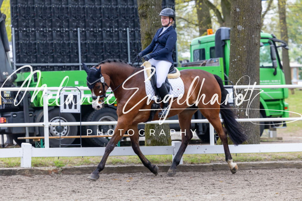 7I8A9249 | melanie-engelhardt-photography - Realisiert mit Pictrs.com