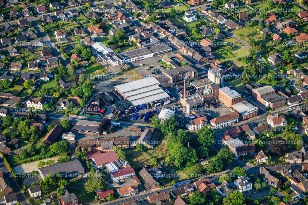 Wittingen_Privatbrauerei_Wittingen_Gmbh_ELS_0101050623 | WITTINGEN 05.06.2023 Gebäude und Produktionshallen auf dem Werksgelände der Brauerei " Privatbrauerei Wittingen Gmbh " an der Bromer Straße in Wittingen im Bundesland Niedersachsen, Deutschland. Weiterführende Informationen bei: Privatbrauerei Wittingen GmbH. // Building and production halls on the premises of the brewery " Privatbrauerei Wittingen Gmbh " on street Bromer Strasse in Wittingen in the state Lower Saxony, Germany. Further information at: Privatbrauerei Wittingen GmbH. Foto: Martin Elsen