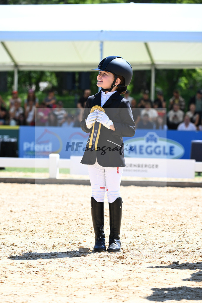 Pony-Fuehrzuegel-WB Nuernberger Burg-Pokal_12245869 | hf-fotografie - Realizzato con Pictrs.com