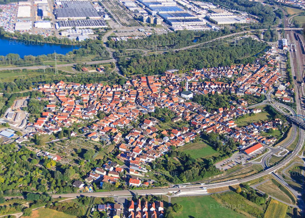 Luftbild: Alt-Wörth in Wörth am Rhein im Bundesland Rheinland-Pfalz in Deutschland. Foto: IMG_52949.jpg vom 08.09.2012 durch Werner Riehm/FLY-FOTO.de