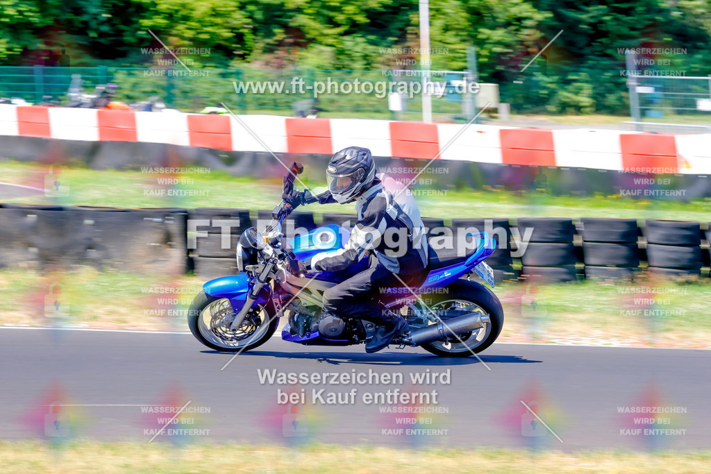 _MOT9301 | Hier findet Ihr Bilder von Touristenfahrten auf der Nürburgring Nordschleife oder von anderen Veranstaltungen die ich besucht habe. Viel Spass beim Durch Schauen 