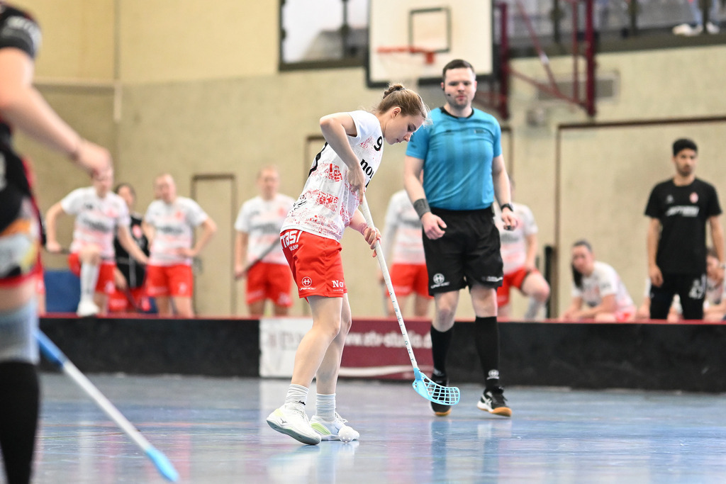 Floorball I Frauen I Saison 2023-2024 I 1. Frauen Floorball-Bundesliga I Playoffs 3. Spieltag I ETV Lady Piranhhas Hamburg - Dümptener Füchse | Der Sportfotograf. - Realisiert mit Pictrs.com