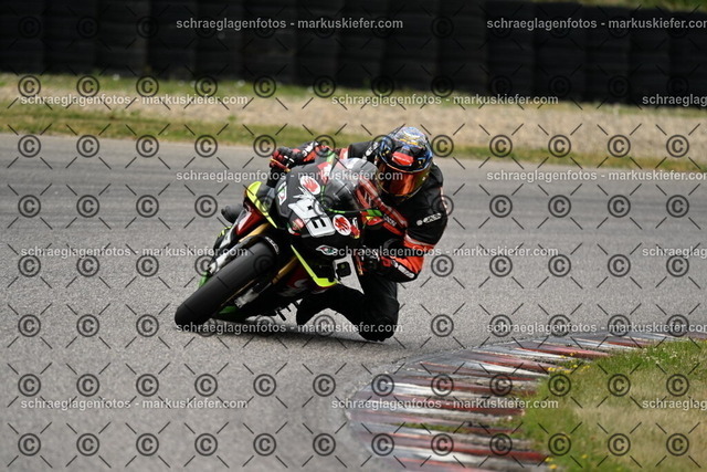 25bt02-0423 | markuskiefer.com - Realisiert mit Pictrs.com