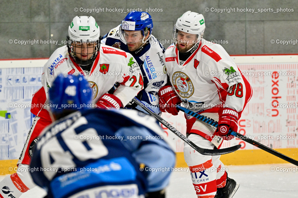 ESV FERLACH vs. ESC SOCCERZONE STEINDORF | #24 Hiller Egon ESV Ferlach, #57 Wilfan Franz ESC Steindorf, #38 Künstl Kevin ESV Ferlach, ESV FERLACH vs. ESC SOCCERZONE STEINDORF, ESV FERLACH vs. ESC SOCCERZONE STEINDORF am 22.11.2024 in Ferlach (Eishalle Ferlach ), Austria, (Photo by Bernd Stefan)