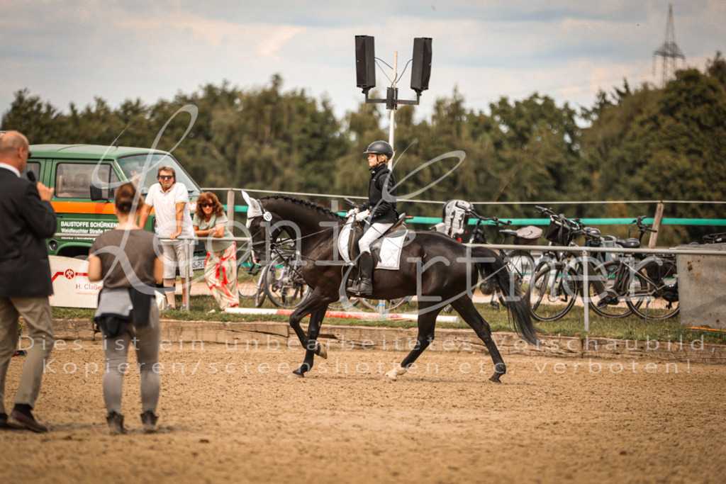 02.SoRWB00235 | Leoni Ertmer Photography - Realisiert mit Pictrs.com