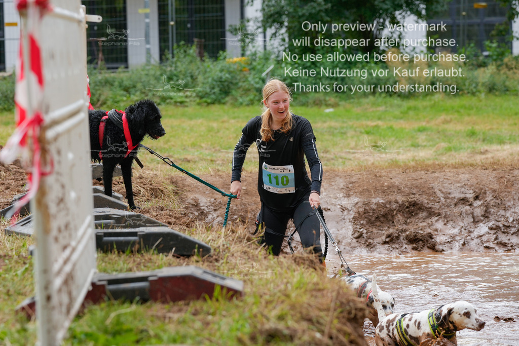 Schlamm_mit_Hund (149 von 460) | stephaniefillaphotographie - Realisiert mit Pictrs.com