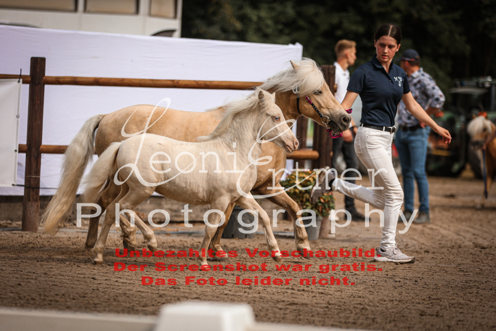 1.Fr00073 | Leoni Ertmer Photography - Realisiert mit Pictrs.com