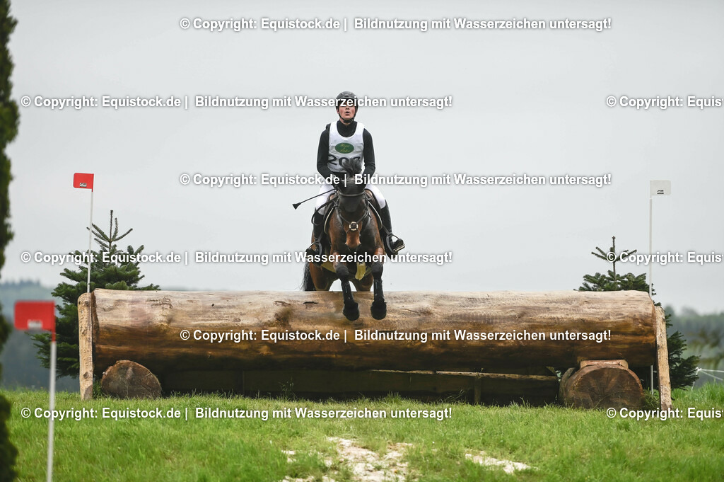 20230513_CCI2_Section2_Gelände_0010 | equistock