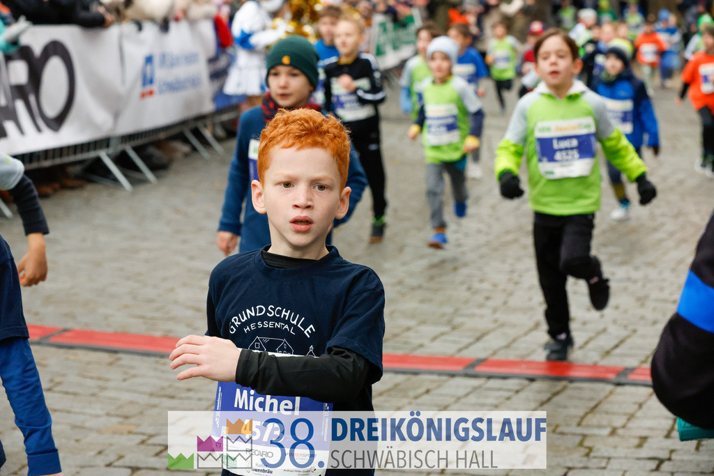 400m AOK Junior Cup | 3 Koenigslauf 2024 400m AOK Junior Cup - Realisiert mit Pictrs.com