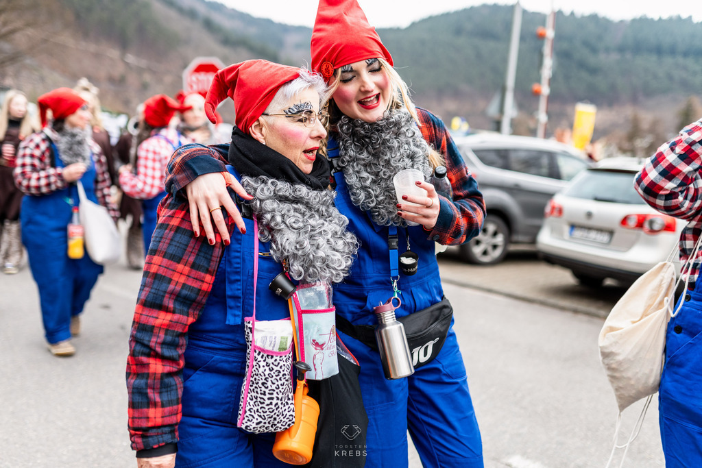 TorstenKrebsCom-FuHirschhorn-065-Z63_1348 | Hochwertige Oldtimer Bilder und der Oldtimer-Kalender. Ein großartiges Weihnachtsgeschenk für Oldtimer-Fans und Oldtimer-Liebhaber.  - Realisiert mit Pictrs.com